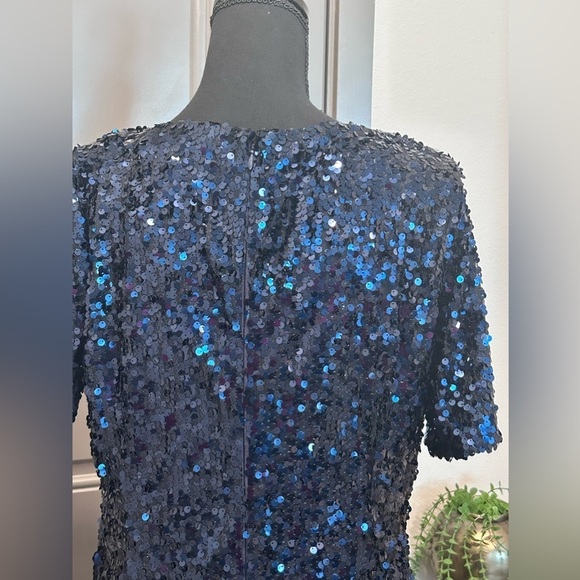 Calvin Klein Women's Dress Blue Sequin Short Sleeve V-Neck Gown - Picture 10 of 15
